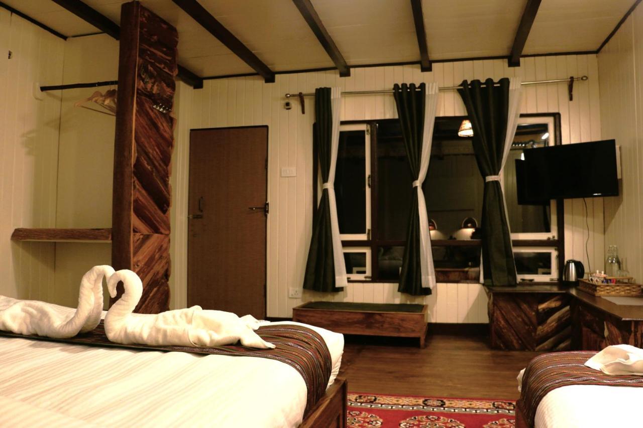 The Nettle And Fern Farmstay Pelling Extérieur photo