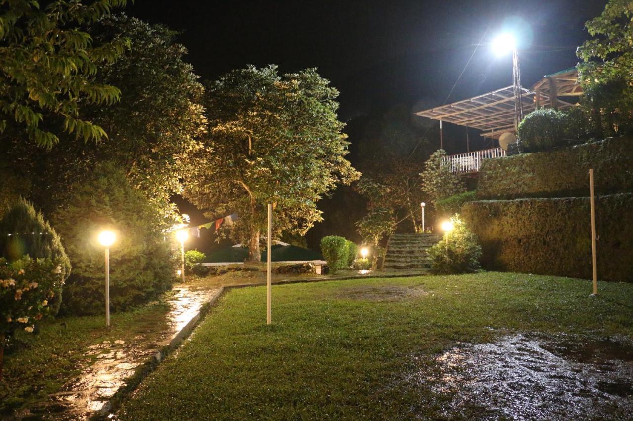 The Nettle And Fern Farmstay Pelling Extérieur photo