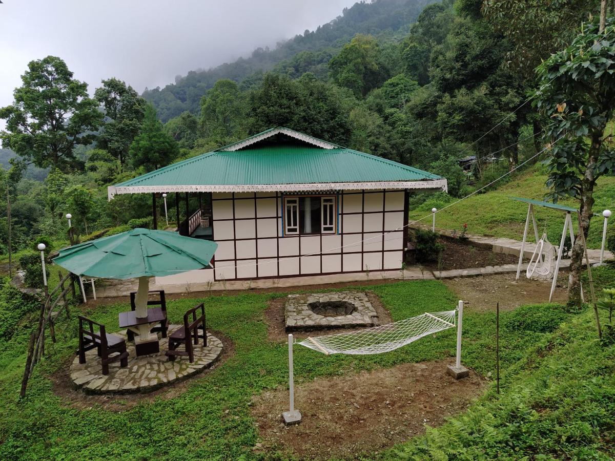 The Nettle And Fern Farmstay Pelling Extérieur photo
